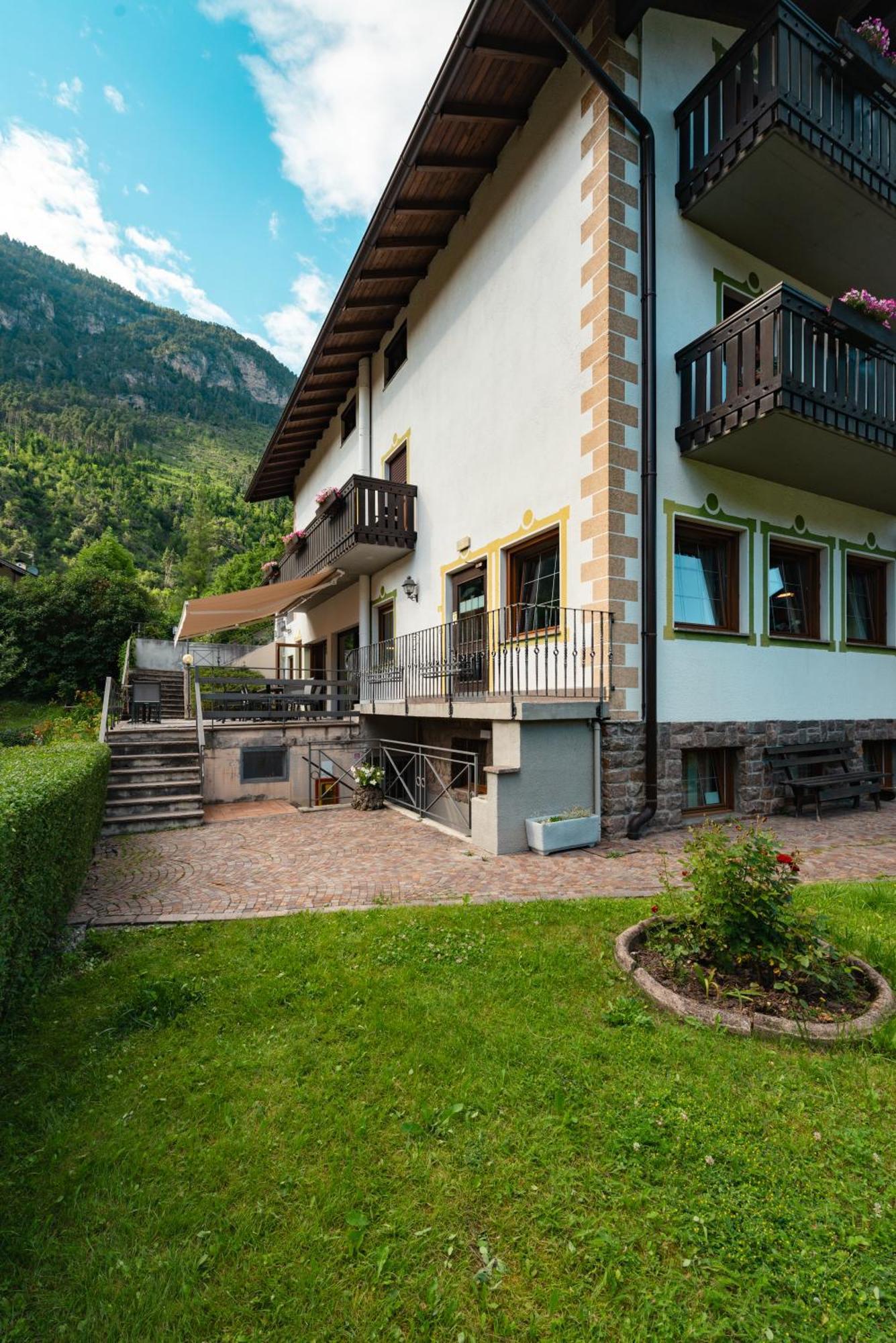 Suan Hotel 3*